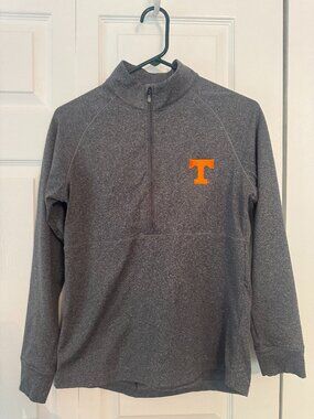 Level Wear University of Tennessee Pullover